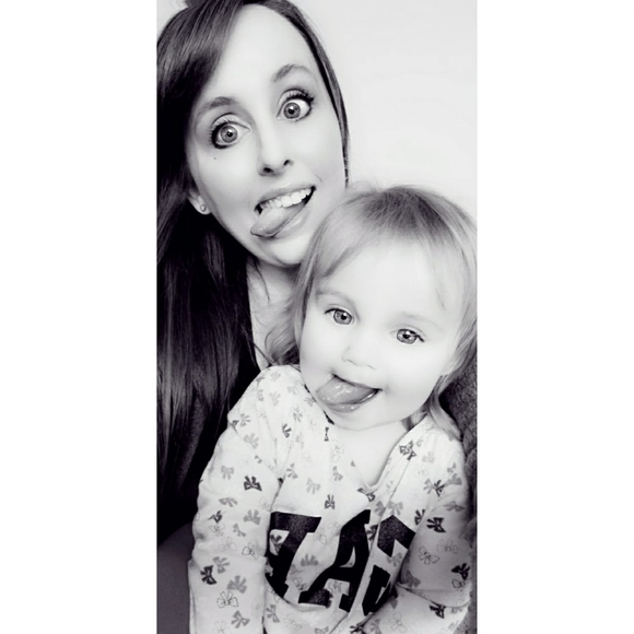 Meet your Posher, Megan - Picture 1 of 1